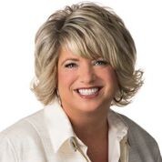 Lynn Marie Oates, Loan Officer